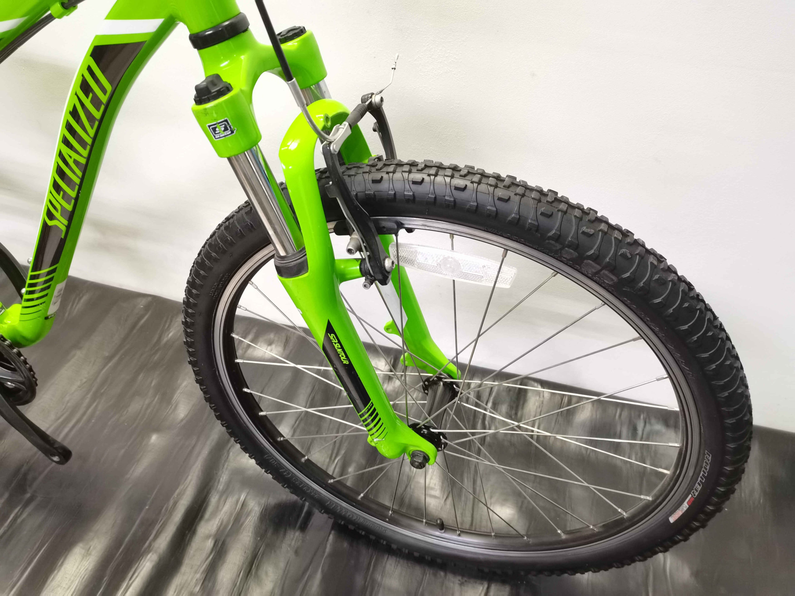 Specialized Hotrock 24 зеленый