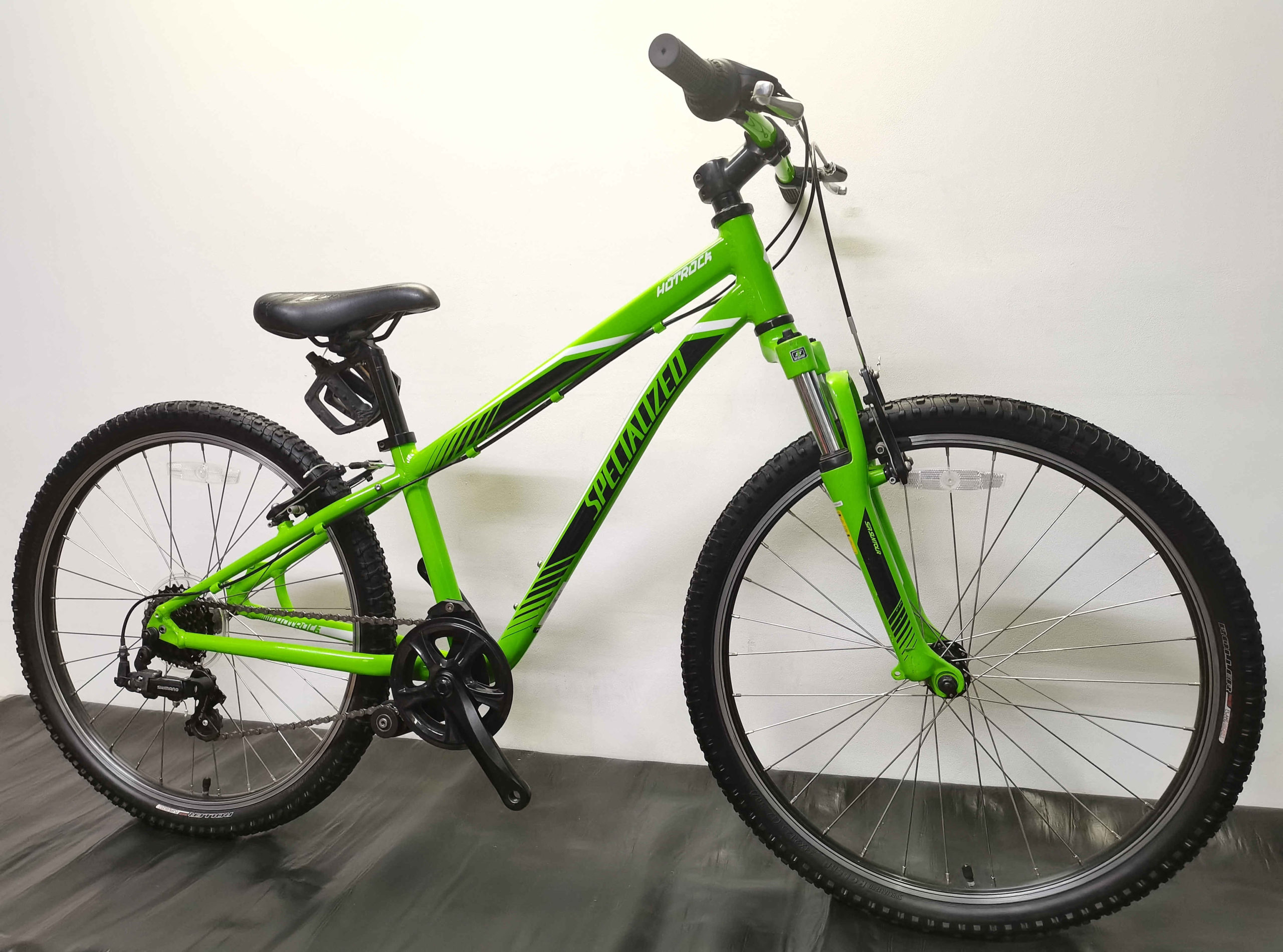 Specialized Hotrock 24 зеленый
